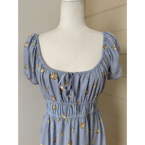 Ultra Flirt Dresses & Skirts - Ultra Flirt Junior's Floral Print Mini Ruched Dress M Blue Feminine Cottagecore